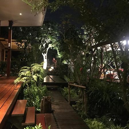 88 Homestay Bang Chak エクステリア 写真